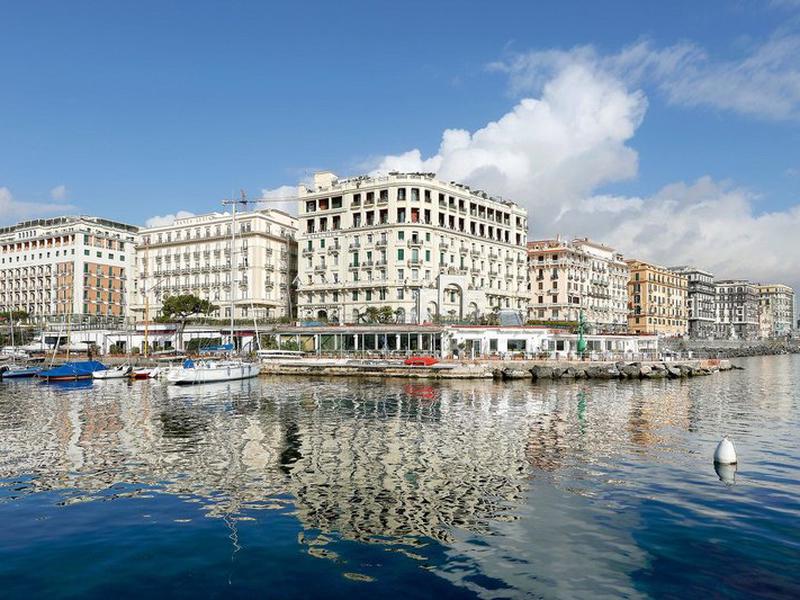 FE8ECECBE3AAE072547AAD1D83F47D40