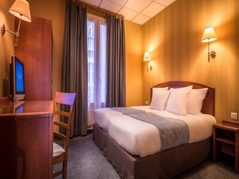 8301764E7F03B4C7BC0306E97C00613F