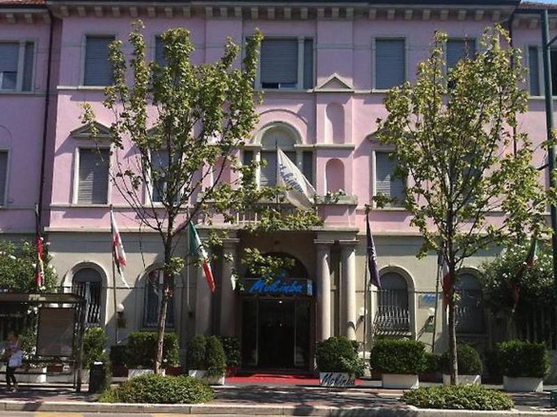 E80FEE5E2F62404013C32C410B8CF418