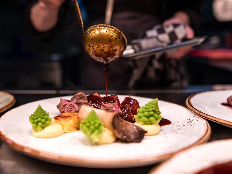 9E3DB8321844B863B2E342D58A41A1B8