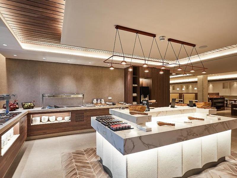 6811534C67FCF7F8D84F9B6E7F7FB98A