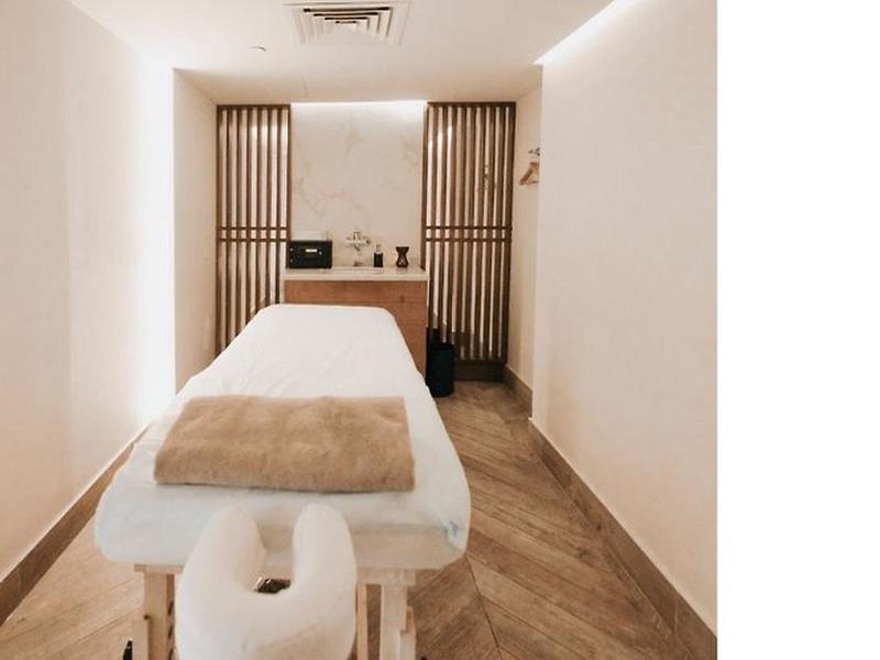 B45B7CCBFE84327BB626ABF43A026BB6