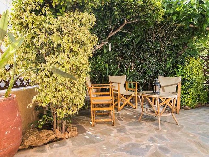 9DDE10A7579E079D52DECF611B4D6ADB