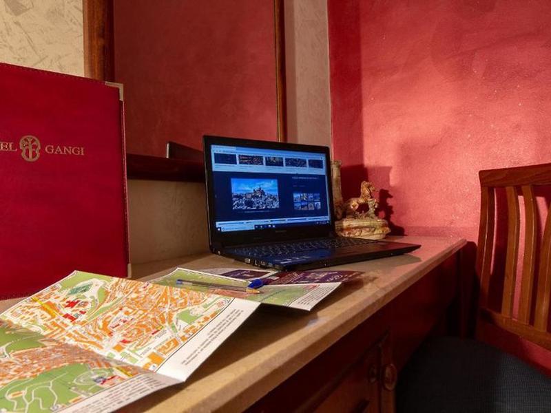 883A550395F16D82F3B273D5FACB9CF3