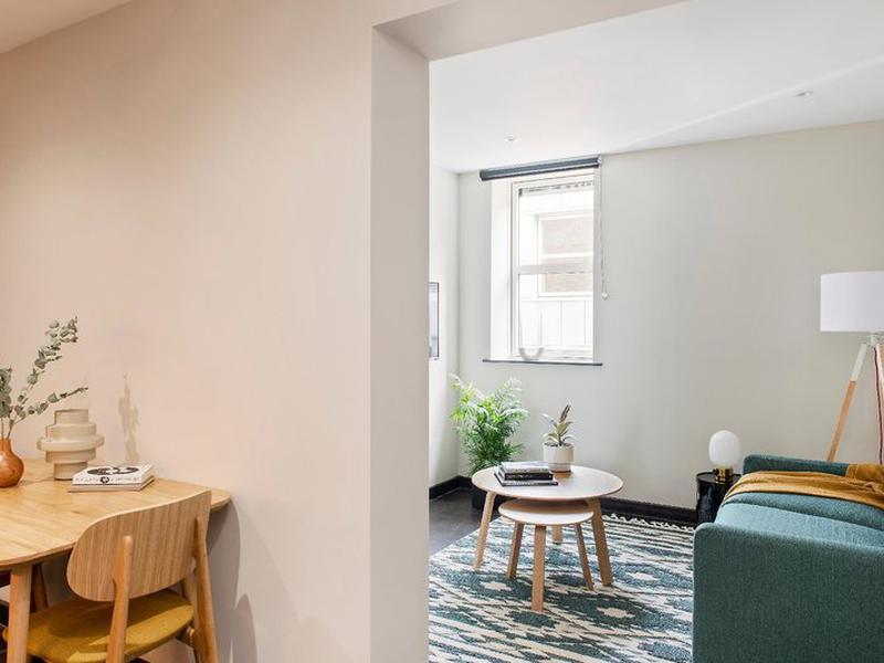 9E6D60C5EC1169FB5917E4B415042135