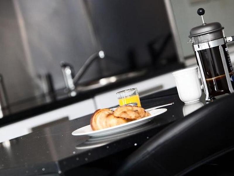 1787203F4F9A6AFDDE2D6F15A86877F4