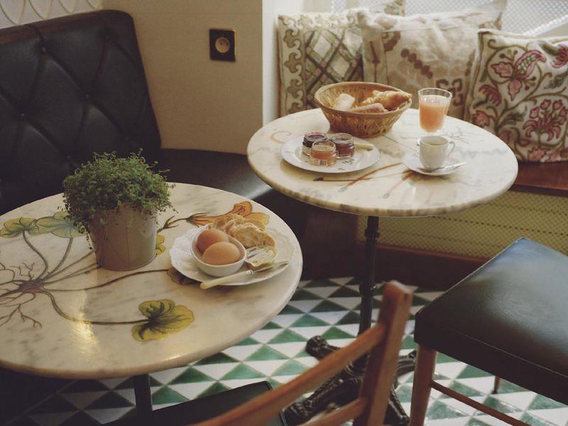 A75B248ADE98EDC5A7BC9DA465D93E09