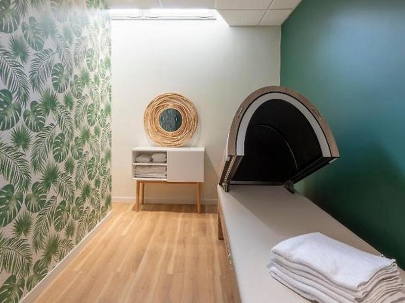 5ADAA0271B24252EF9421B14654C4FFB