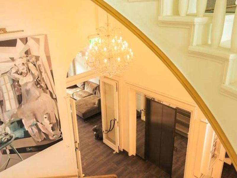 2E4889A1B6F8E75FAC5D5AF3F8249597