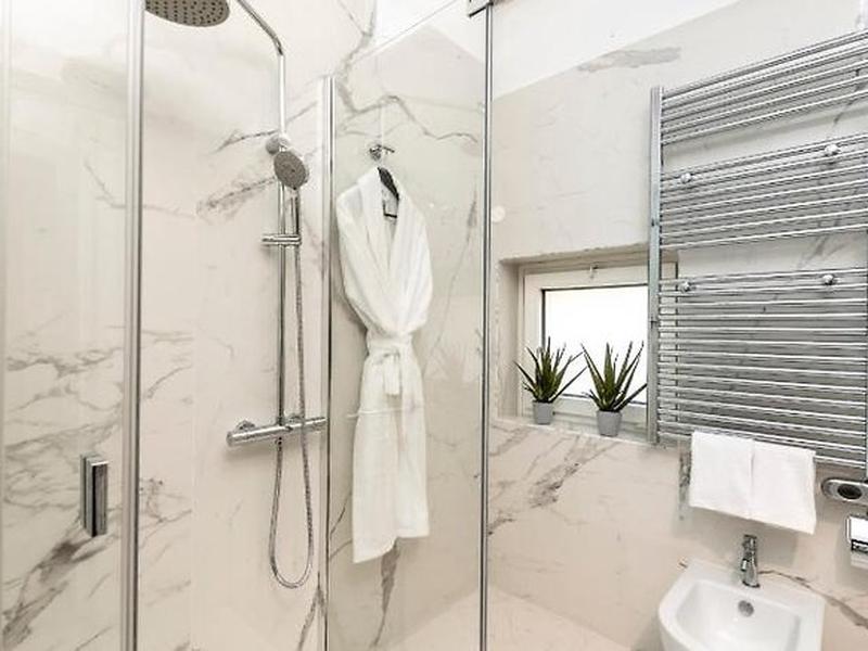 5FE795DCC575B4F2FAEFDC5ADA9C4192