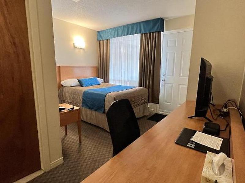 A4BBFC652776F06DD9F2BD78091E6E7D