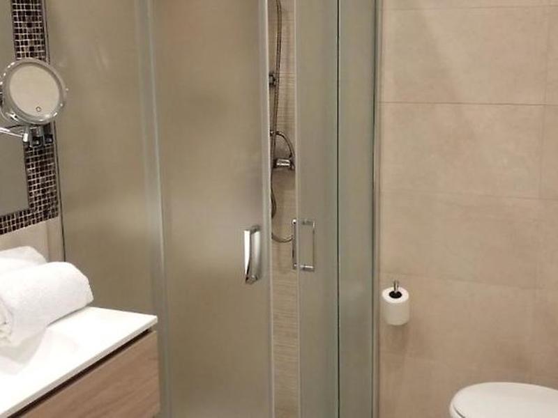 2B7A90FBABA53C6405FC1DAE64438032