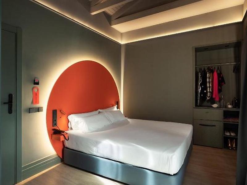 B64083FCB7C5D2D850FD5ED1B076196E