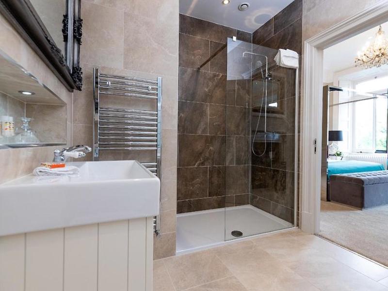 378BB60B4B4065E9F801AB8A6C880A0F