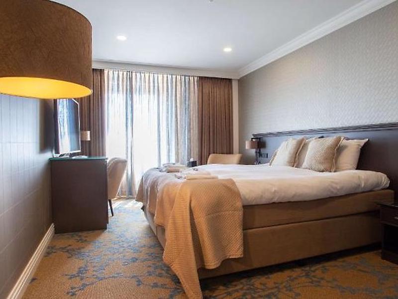 BF24DD9C3635C6F3C1AA3AC0E90ED34C