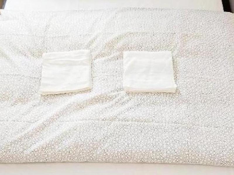 432682EBC35A9D47B4B33B43E8481D83