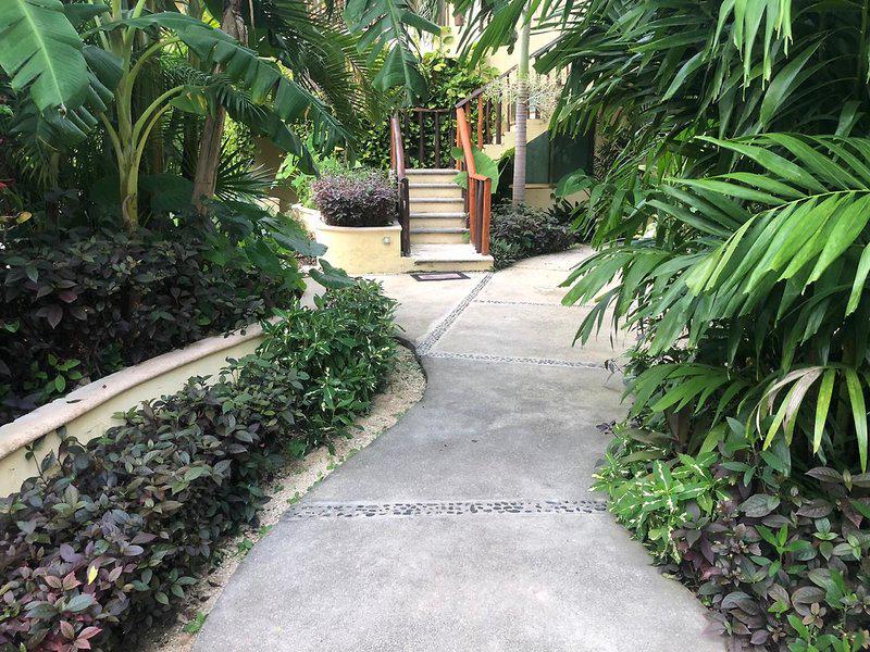 20D68B11202843DEAE872316823AF6D3