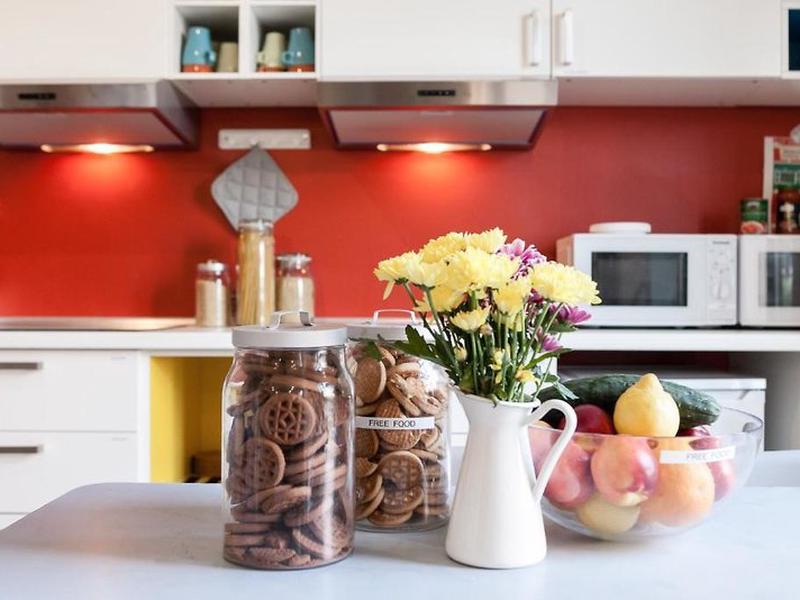 7E3D3295E6C242084D4675A7F3DA5D9F