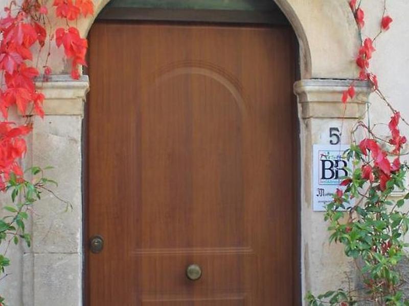 6D799D0E1124F180E0321812F6998FDA