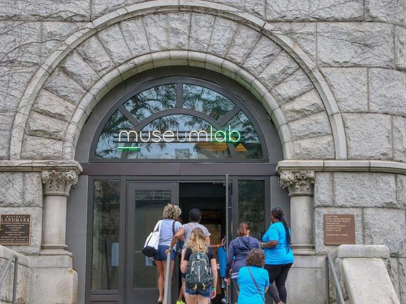 5CE372B038FF85FB574F908FF0681935