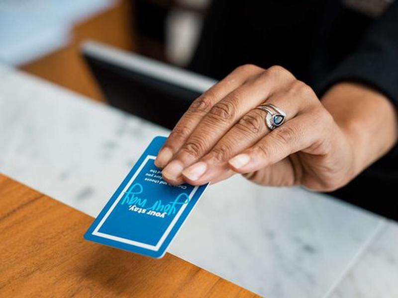 4DE0EA1103596076FC7833F3E7A3613C