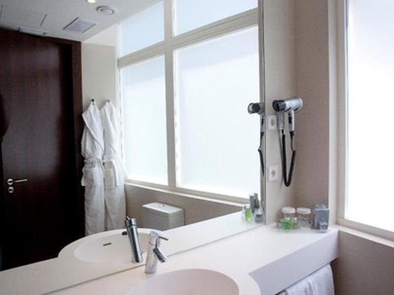 61D3773593996BBD4EA822B817907A76