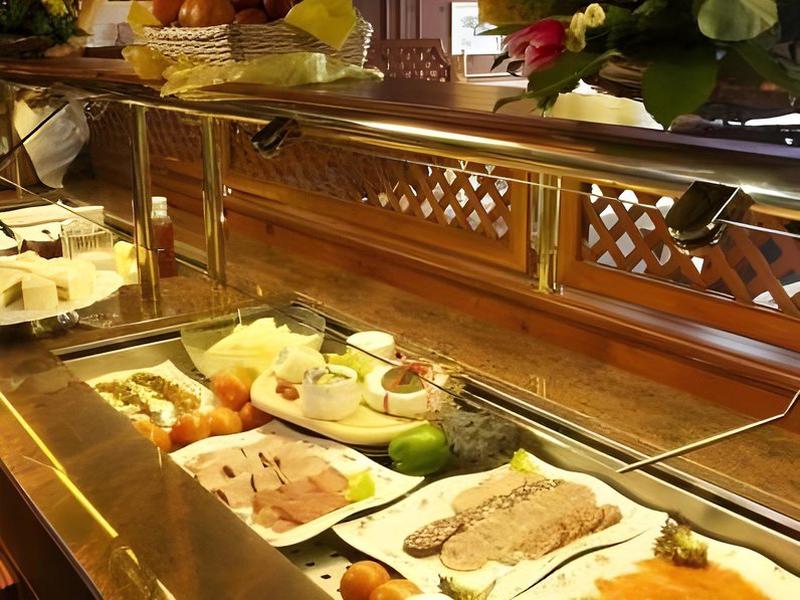 21022C0B187D8912A7D7E17836EA02AD