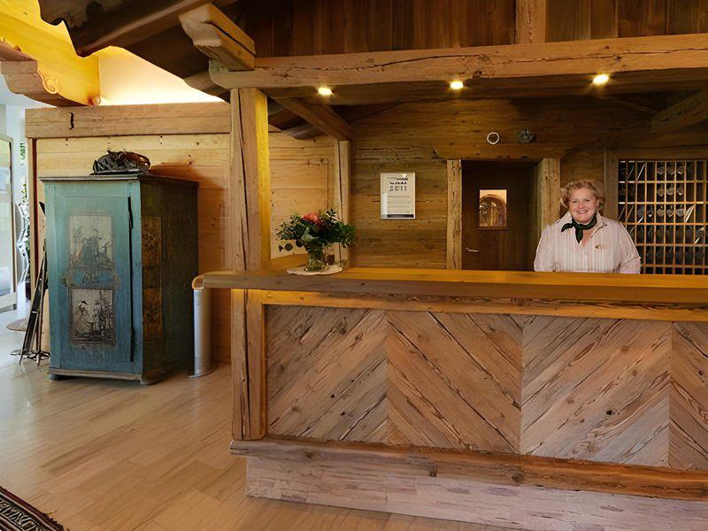 58FF0F58F2DB417AB66A4D8AABFA65B8