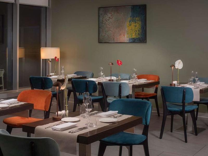 D905B5855CBAD5E406EB7EE407731A58