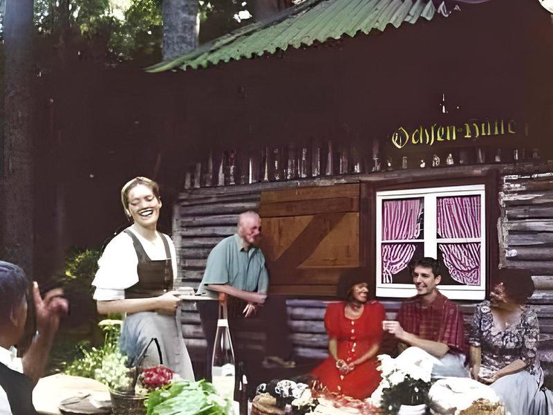 7695C5EA32A99BDDEF26B6706982B965