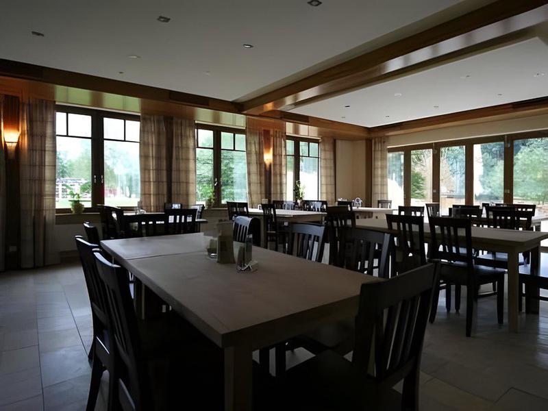 AAEE793C8084A5D2003BFE14B05F5515