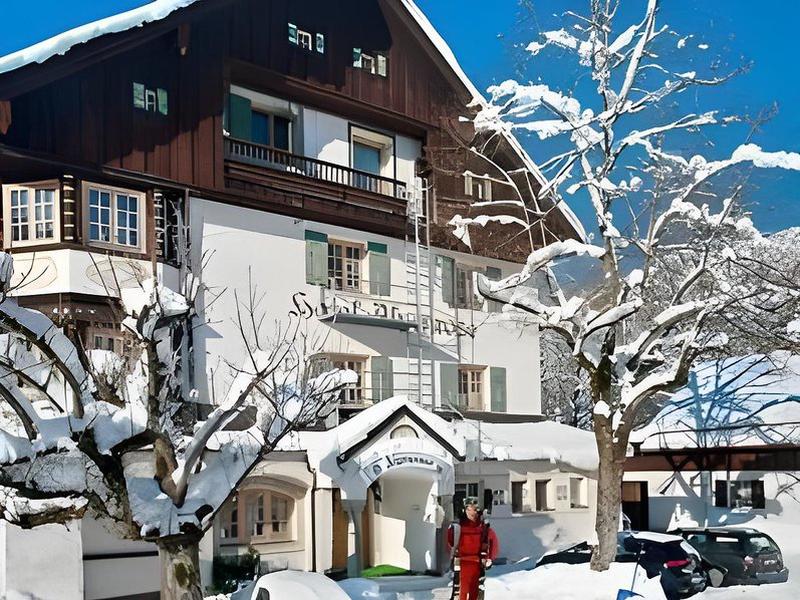 8E40D6706A83BBA53F25C4895E712111