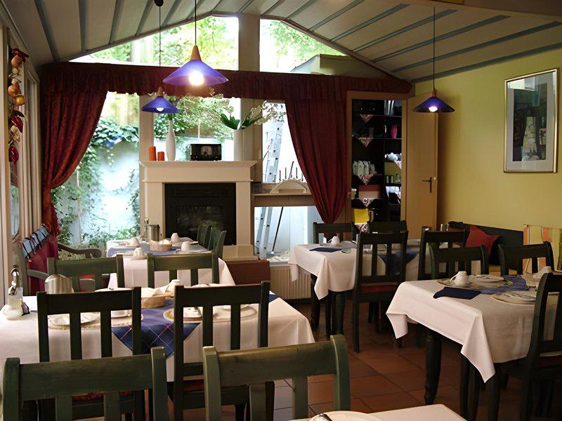 FFD6042955742334C112D07BB43EEC0A