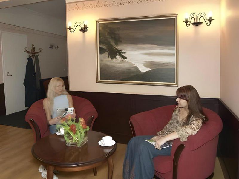 9D784C10A3502C8D3B07E3F4494CCE7E