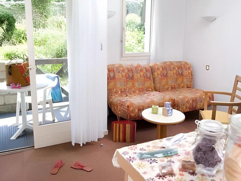 B96333FBA6D7D1356F5B1E76EF441D6D