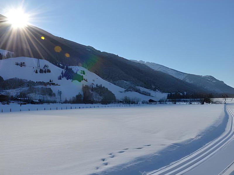 D9046997DBEF26EC7928FC5503F6243B