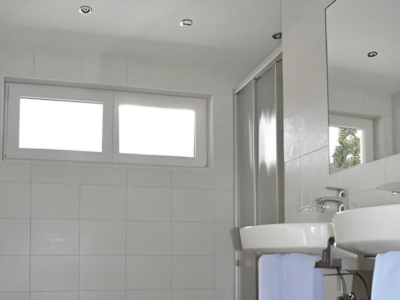 AC92679E77F3E45F0BD7A119871CDF29