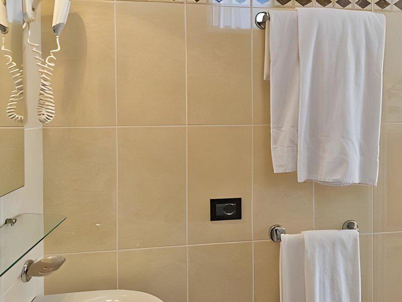 43909D03C24213B283695D9A24E20F9A