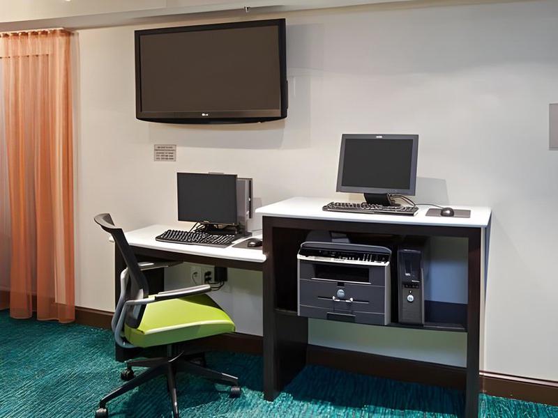 7BF842C17D927438188E89C902982A55