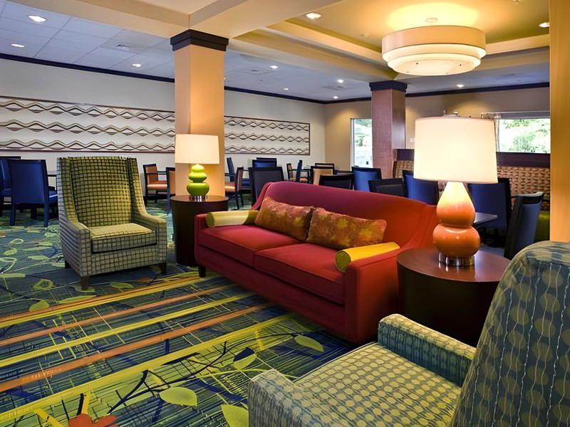 81CC5B242876F2234AEB845ED7E3422A