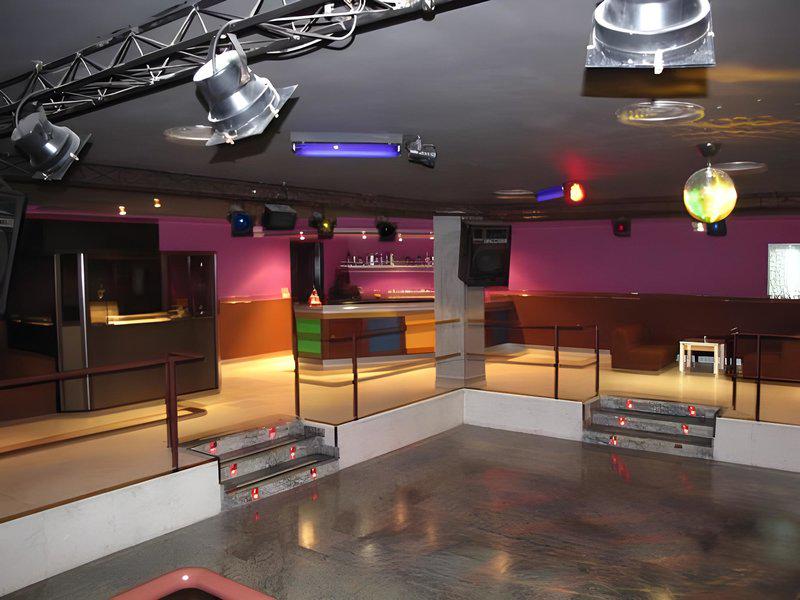 730AADC5ABF54B987FB7A98D399B08A8