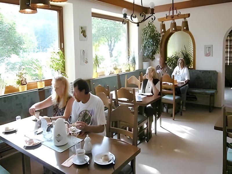 7340E354BBB5AD86CD0881450EA8265B