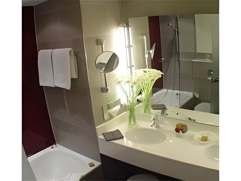 EAA06317BEF4A513CAE0A59F3D584628