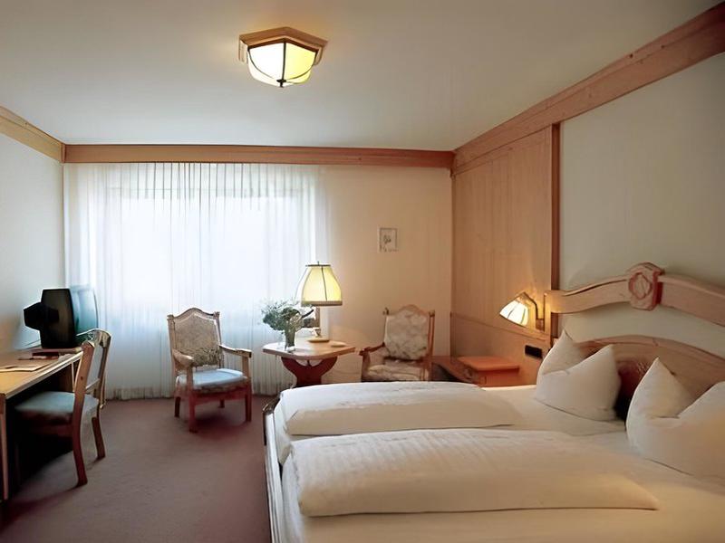 58DDC4693A71AD45CFAAEBC864F36E57