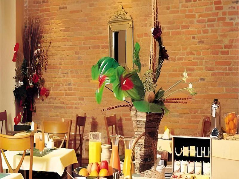 8A5B47E9B4D329D6300D4E99AB2D7974