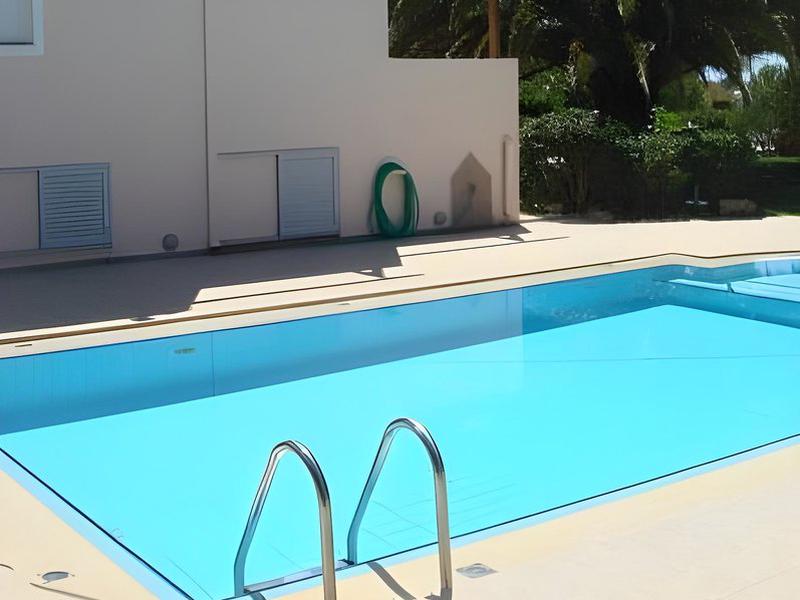 39B3EBB9C013C73057DC044C4BD7FA5C