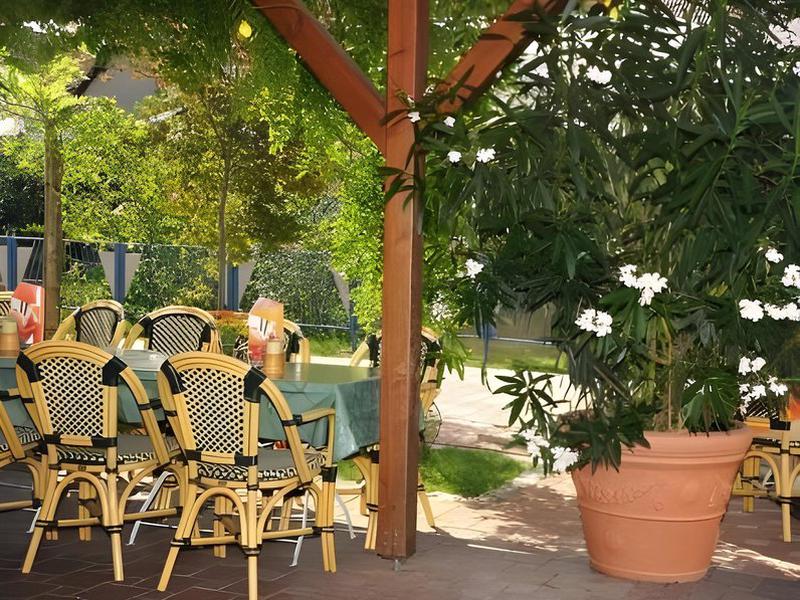 8B725682ABE966E1FAAEBB2FB053A682