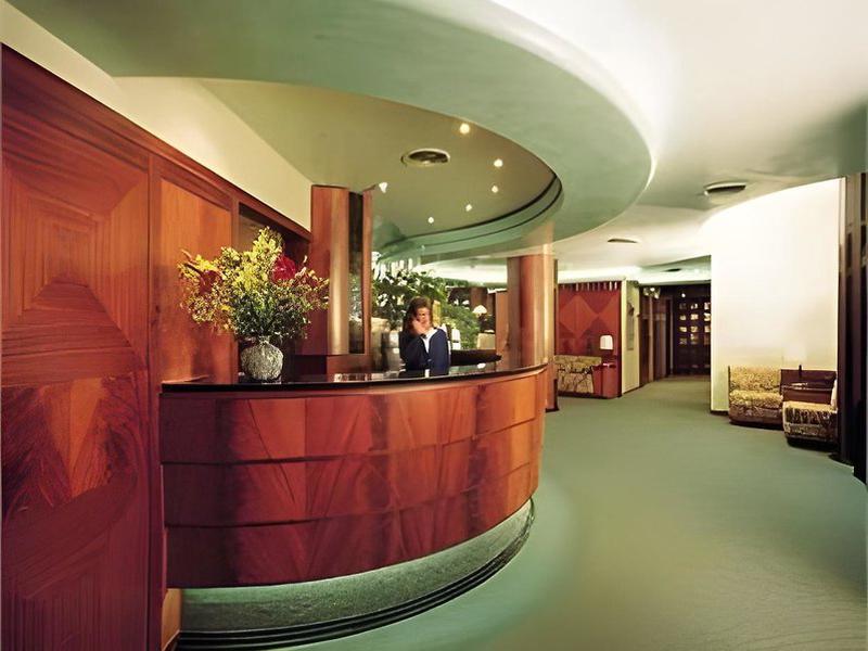 9ED0A0B4675951B9E0E1FA050F95AAB0