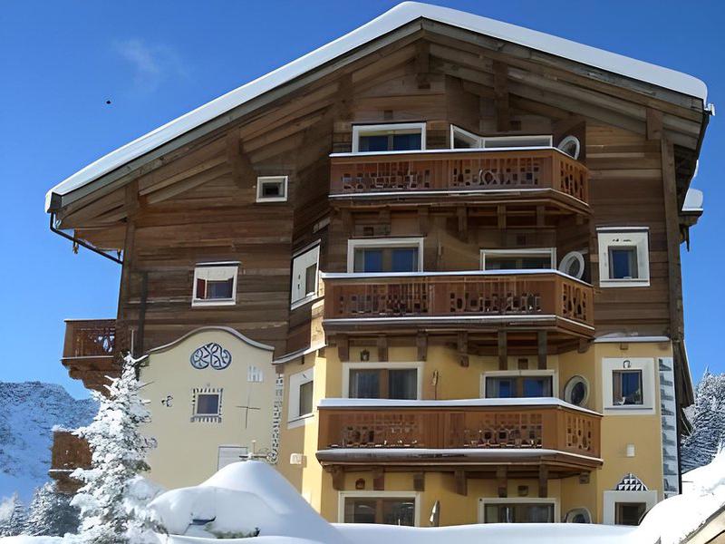 1BA572A51442C4A3EEEC8DF13A7B9A15