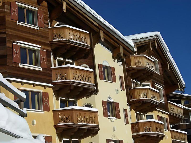 DA5160C25CFBAC21D5BA4EE98F596FFA